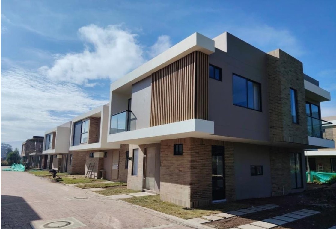 Condominio Montecarlo